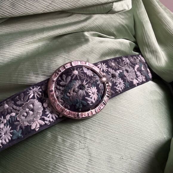 Final price* Fairycore embroidery belt